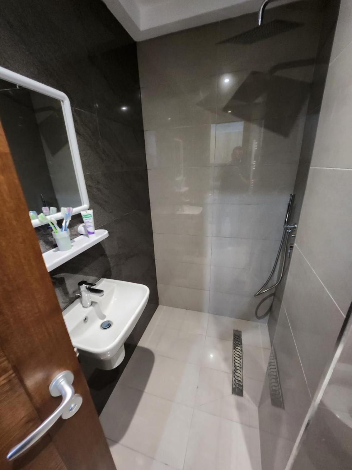 Ferienwohnung Elegant S1 Meuble Garde A Ariana -Tunis Exterior foto